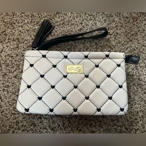 LUV Betsey by Betsey Johnson Elegant White & Black Quilted Wristlet - NWOT
